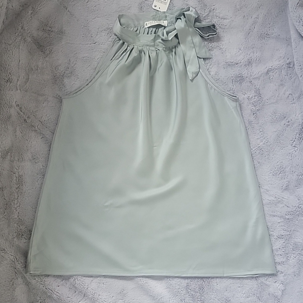 Jon & Anna Sage Green Sleeveless High Neck Blouse Size Medium NWT